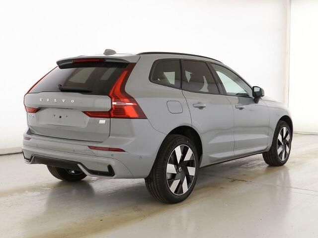 Gebraucht Volvo XC60 Plus 455 PS (334 kW) 2024 Vapour grey / metallic SUV