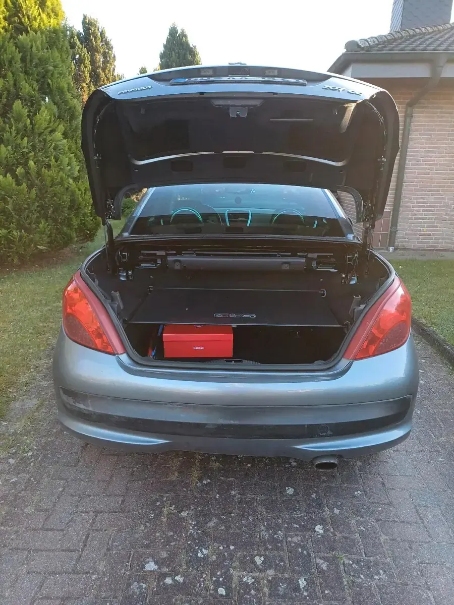 Gebraucht Peugeot 207 CC 120 PS (88 kW) 2007 Silber Cabrio