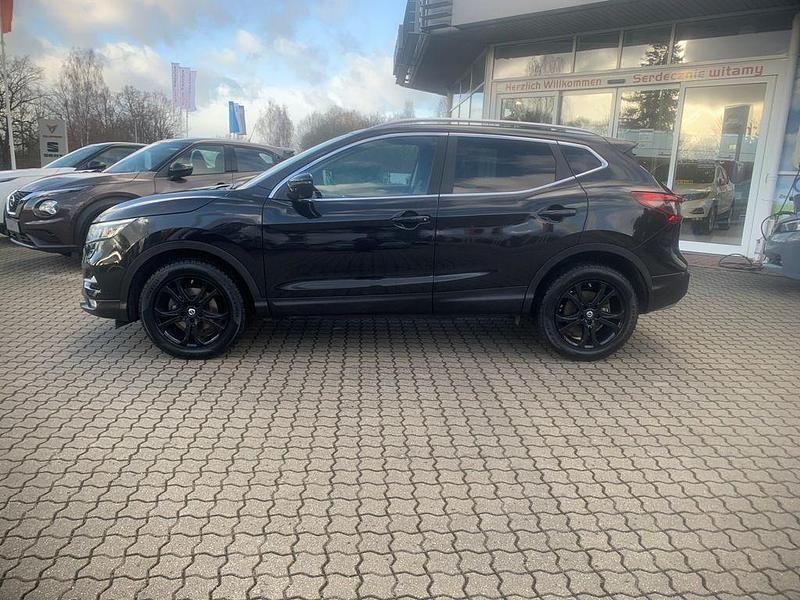 Gebraucht Nissan Qashqai Tekna 159 PS (116 kW) 2019 Schwarz SUV