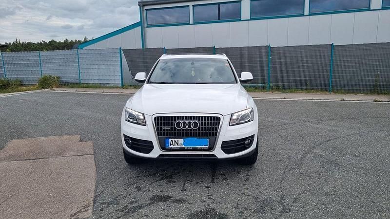 Weiß Gebraucht 2011 Audi Q5 SUV | 8.900 € (Fairer Preis) - Bild 1/4