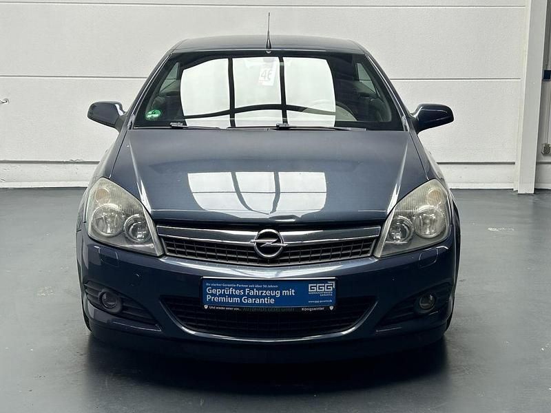 Gebraucht Opel Astra Edition 105 PS (77 kW) 2006 Blau Coupé