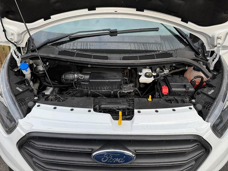 Gebraucht Ford Transit 107 PS (78 kW) 2020 Weiß Van / Kleinbus