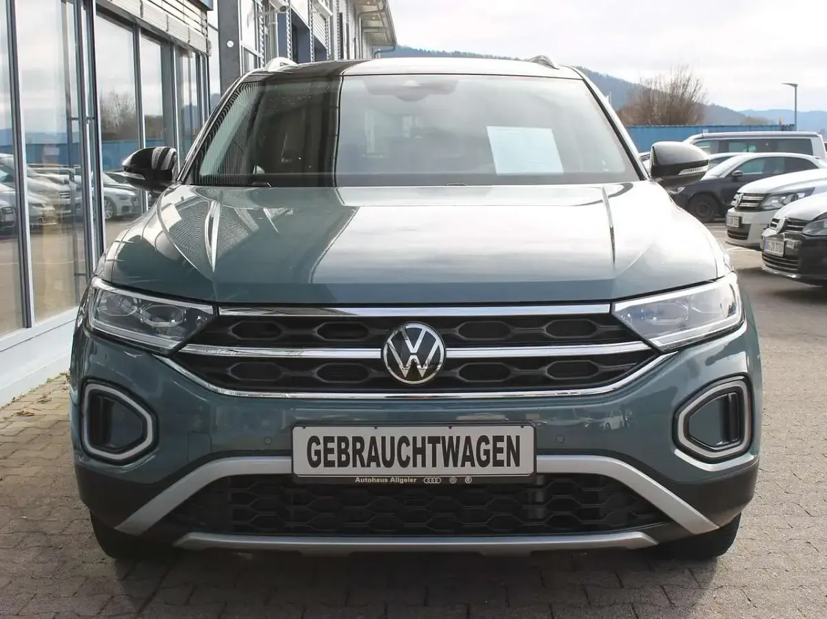Gebraucht VW T-Roc Style 150 PS (110 kW) 2022 Petroleum blue metallic SUV