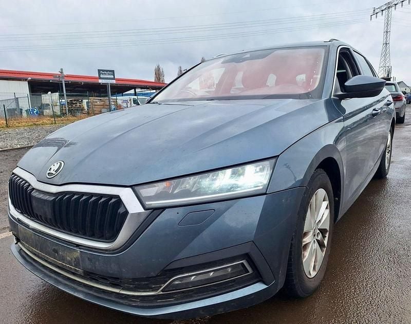Gebraucht Skoda Octavia 150 PS (110 kW) 2021 Grau Kombi