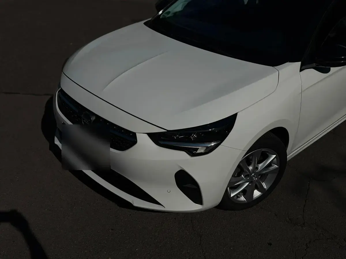 Gebraucht Opel Corsa Elegance 101 PS (74 kW) 2021 Weiß Kleinwagen