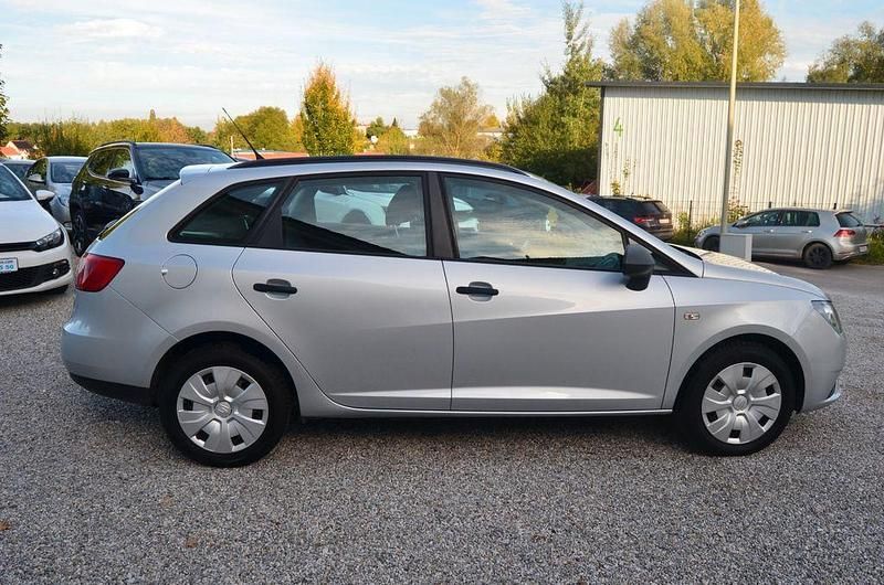 Second-hand Seat Ibiza Reference 69 CP (50 kW) 2014 Argintiu Berlinǎ