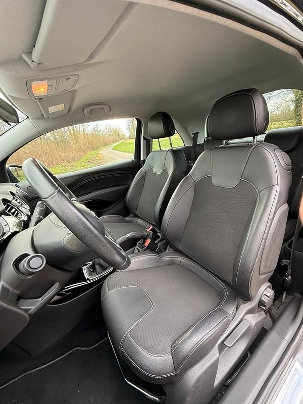 Gebraucht Opel Adam 100 PS (73 kW) 2014 Grau Kleinwagen