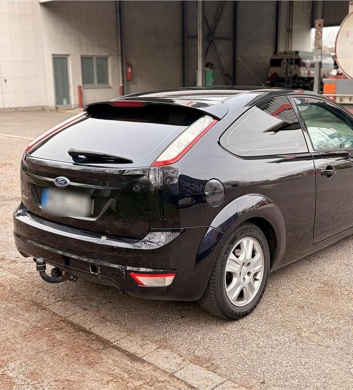 Brugt Ford Focus 80 HK (58 kW) 2011 Sort Sedan