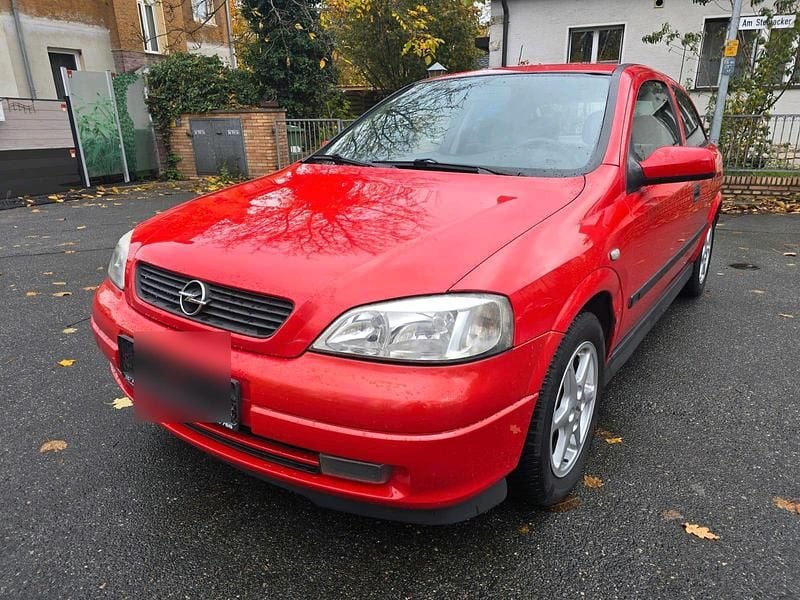 Rot Gebraucht 1998 Opel Astra Limousine | 1.290 € (Guter Preis) - Bild 1/4