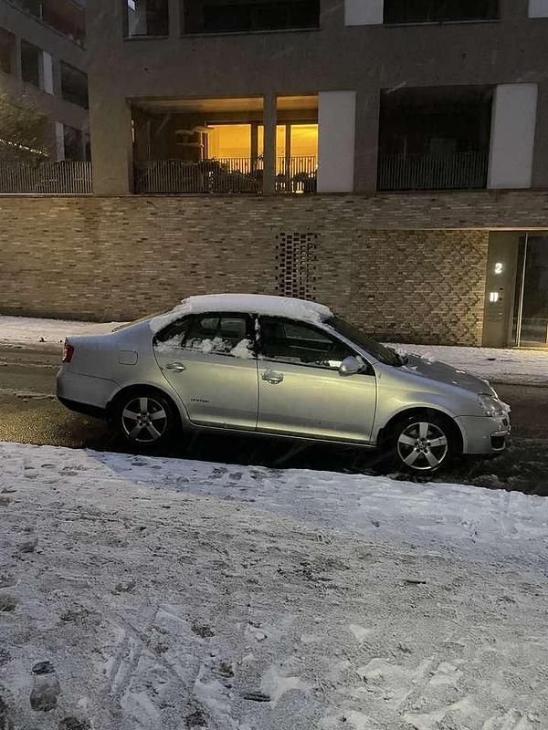 Gebraucht VW Jetta United 122 PS (89 kW) 2008 Grau Limousine