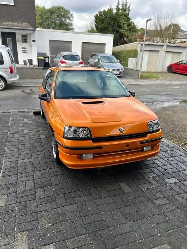 Orange Gebraucht 1992 Renault Clio Coupé | 5.200 € - Bild 1/4