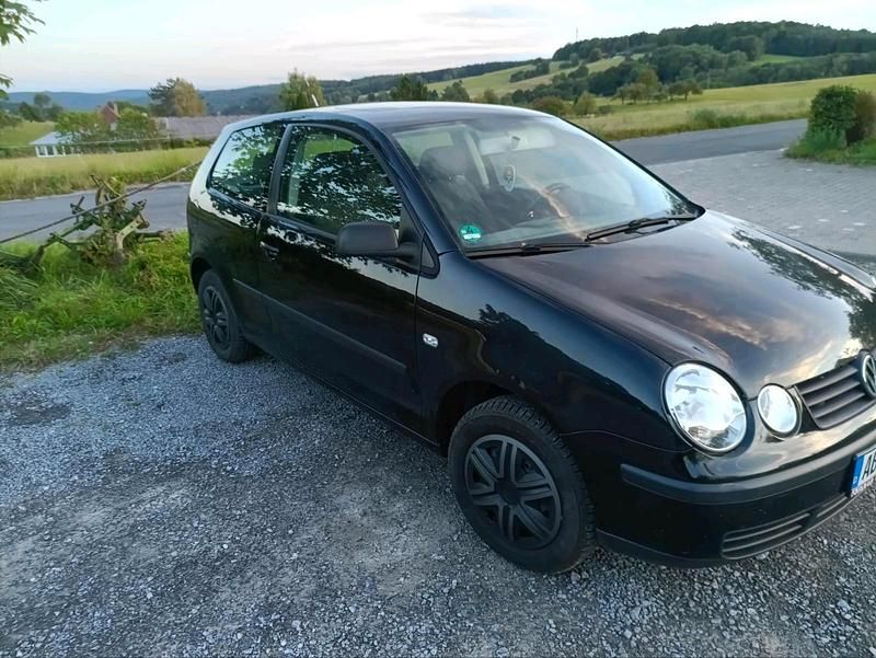 Schwarz Gebraucht 2005 VW Polo Kleinwagen | 1.750 € - Bild 1/4