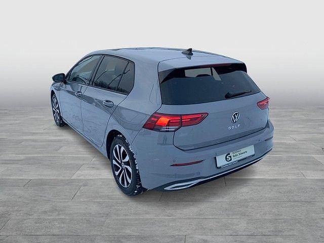 Gebraucht VW Golf VIII Active 150 PS (110 kW) 2022 Grau Limousine