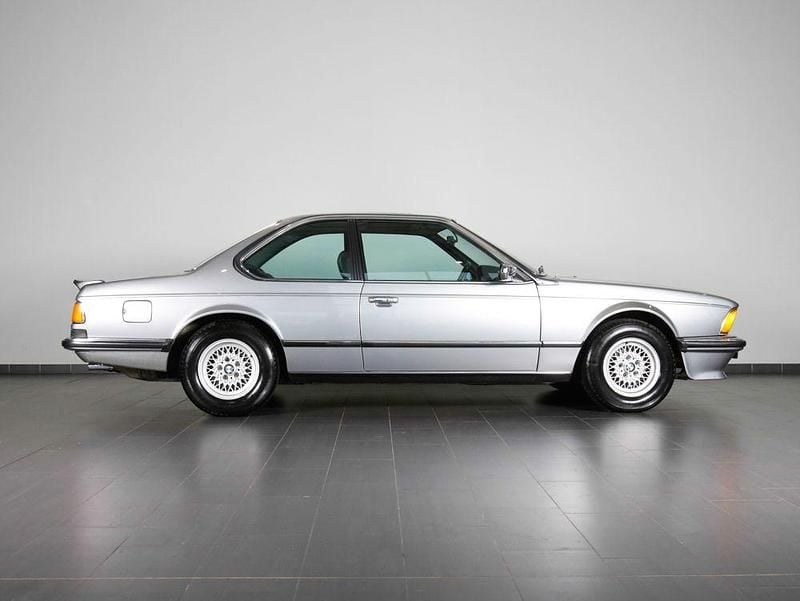 Second-hand BMW 635 185 CP (136 kW) 1987 Argintiu Coupe
