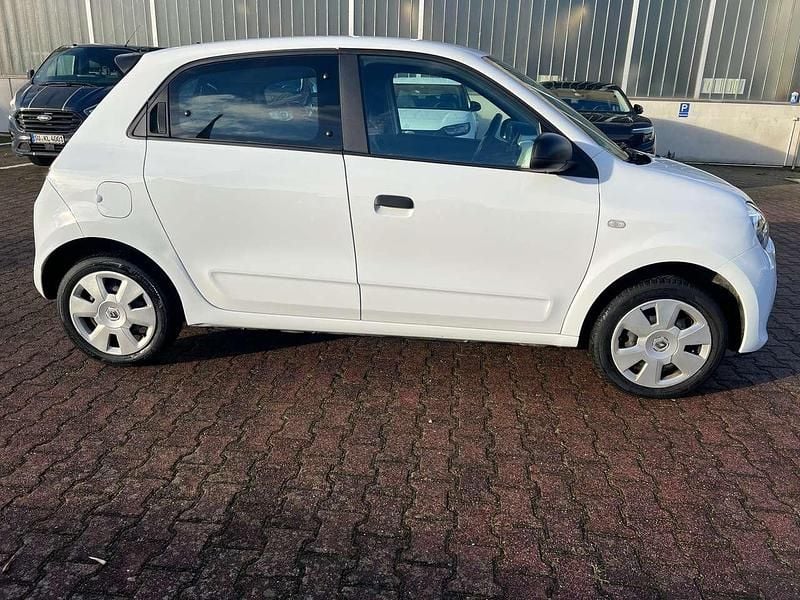 Gebraucht Renault Twingo Life 71 PS (52 kW) 2018 Weiß Kleinwagen