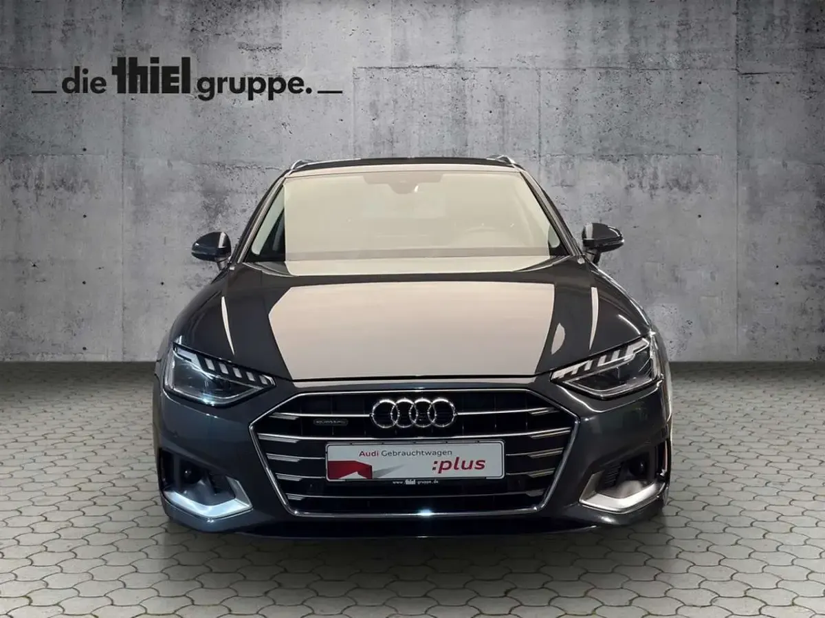 Gebraucht Audi A4 Advanced 204 PS (150 kW) 2023 Grau Kombi