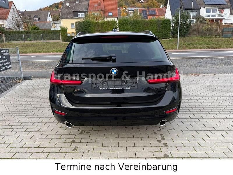 Gebraucht BMW 320 Advantage 190 PS (139 kW) 2021 Schwarz Kombi
