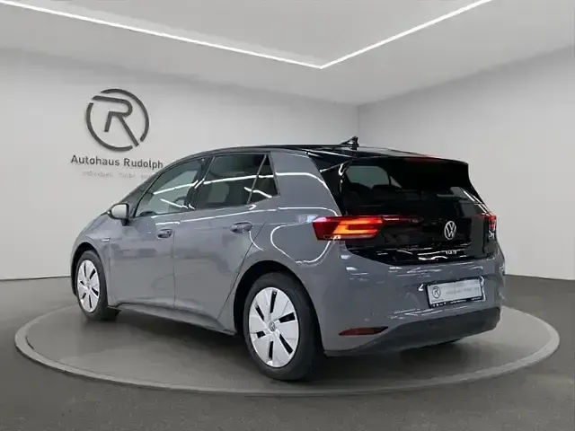 Gebraucht VW ID.3 Pro 106 kW (145 PS) 2022 Mondsteingrau/schwarz Kleinwagen
