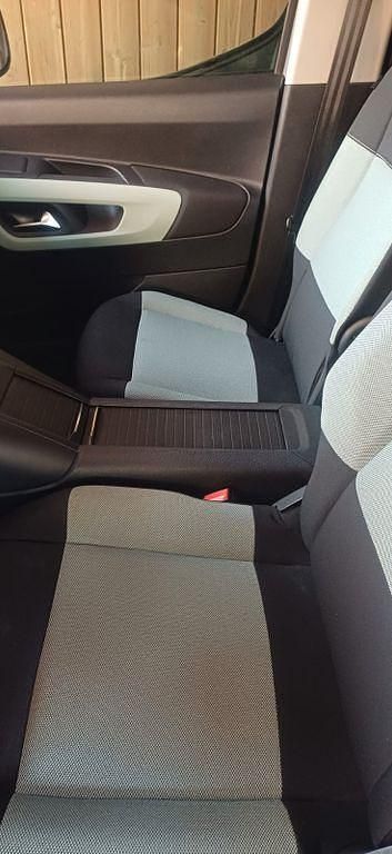 Gebraucht Citroën Berlingo Shine 131 PS (96 kW) 2018 Grau Van / Kleinbus