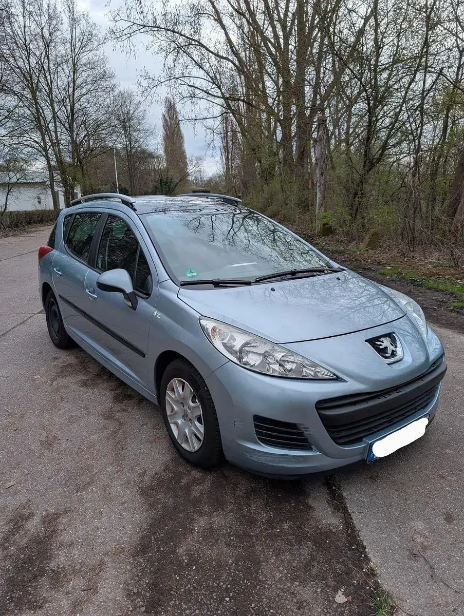 Gebraucht Peugeot 207 Tendance 95 PS (69 kW) 2010 Blau Kombi