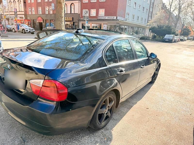 Gebraucht BMW 320 150 PS (110 kW) 2005 Gelb Limousine