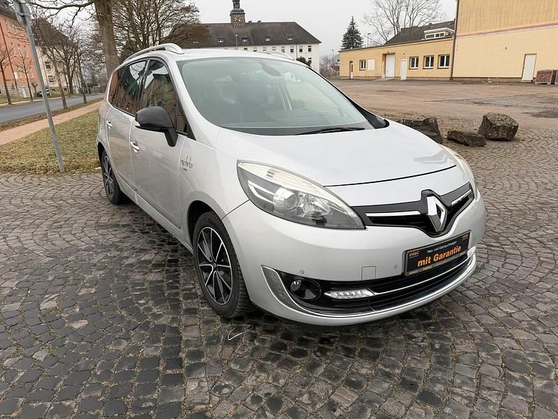 Gebraucht Renault Scénic III Bose Edition 131 PS (96 kW) 2013 Silber Van / Kleinbus
