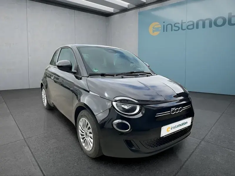 Gebraucht Fiat 500e Action 69 kW (95 PS) 2023 Schwarz Kleinwagen