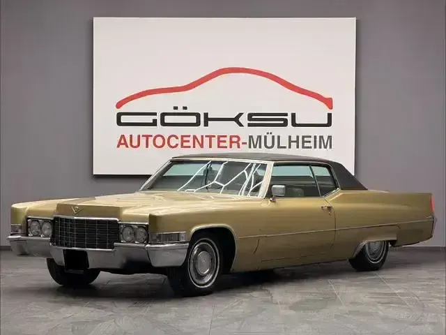 Second-hand Cadillac Deville 375 CP (275 kW) 1969 Verde Berlinǎ