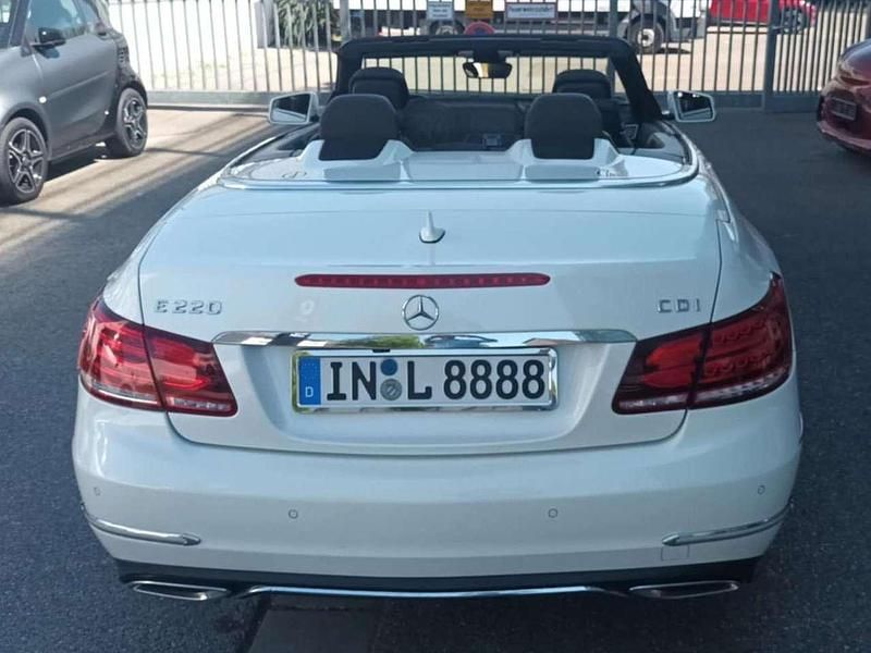 Gebraucht Mercedes E220 170 PS (125 kW) 2013 Weiß Cabrio