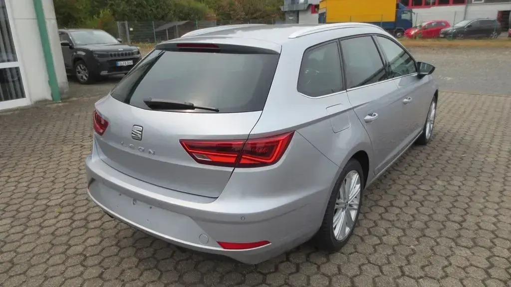 Gebraucht Seat Leon ST XCELLENCE 150 PS (110 kW) 2018 Silber Kombi