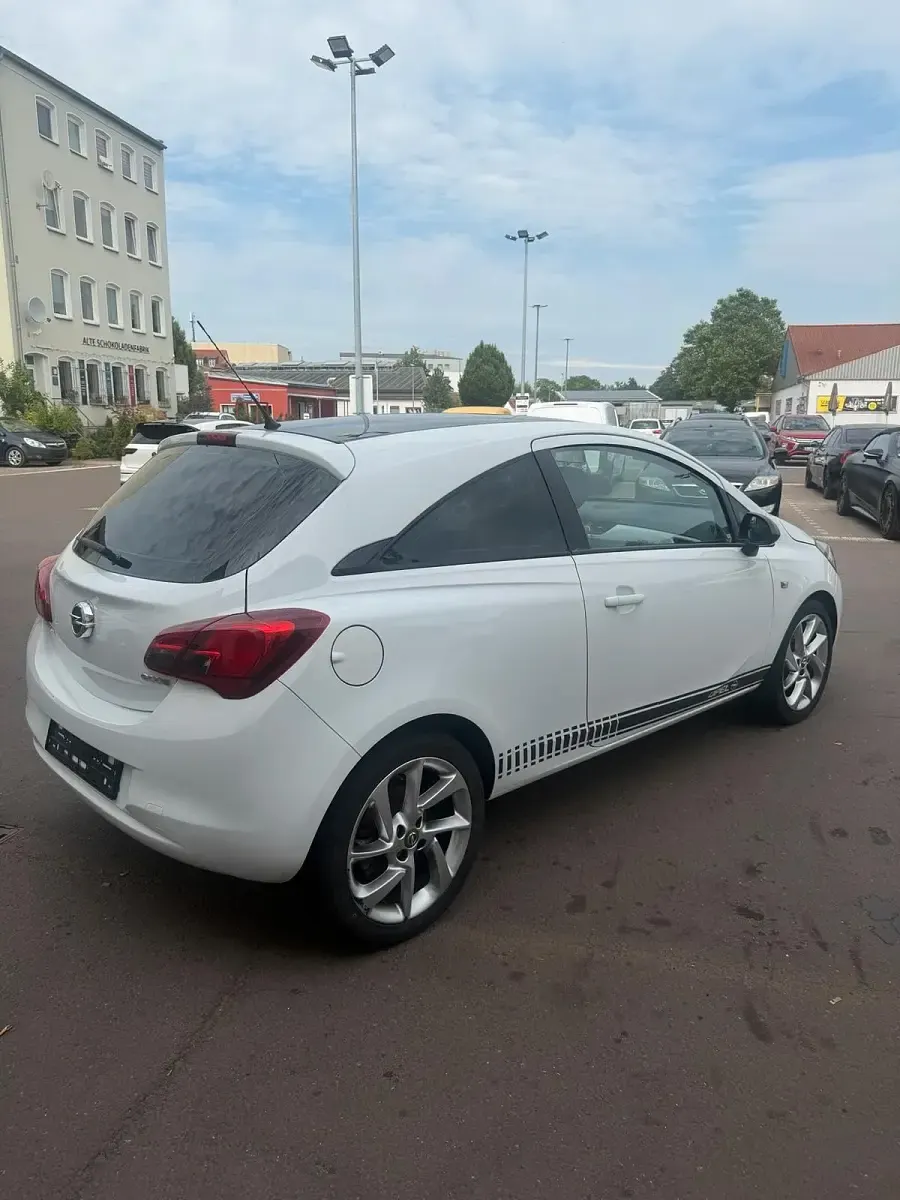 Gebraucht Opel Corsa 75 PS (55 kW) 2015 Weiß Kleinwagen