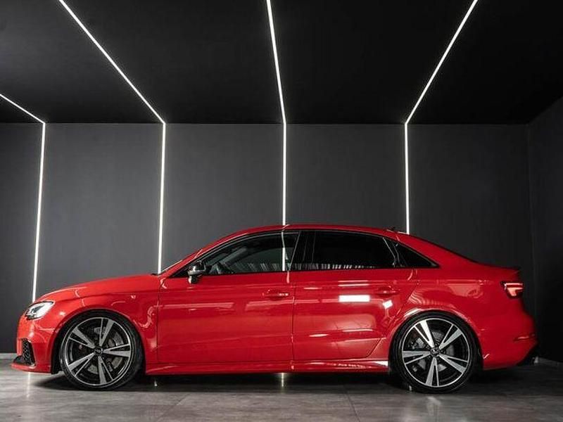 Second-hand Audi RS3 Advanced 400 CP (294 kW) 2020 Roșu Berlinǎ