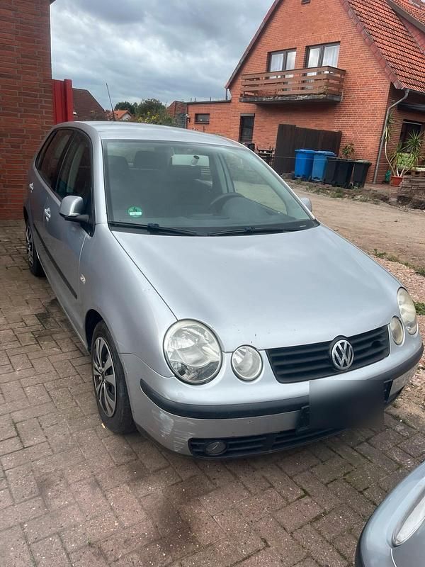 Silber Gebraucht 2003 VW Polo Kleinwagen | 600 € (Superpreis) - Bild 1/4