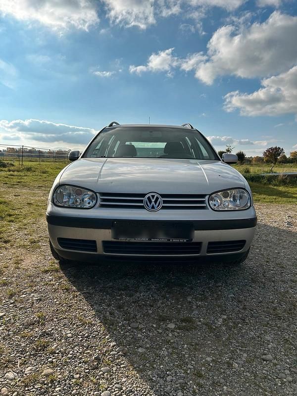 Silber Gebraucht 2003 VW Golf IV Kombi | 1.200 € (Guter Preis) - Bild 1/4