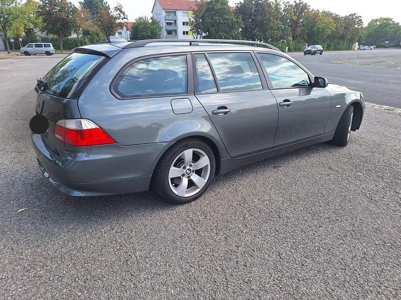 Gebraucht BMW 530 231 PS (169 kW) 2005 Kombi