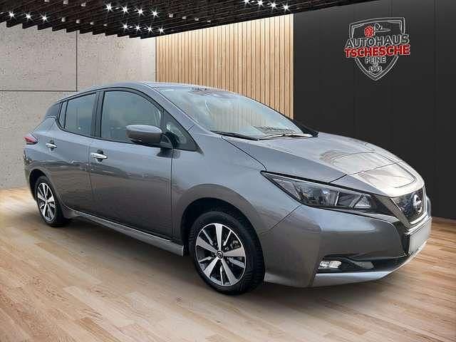 Gebraucht Nissan Leaf Acenta 110 kW (150 PS) 2021 Grau (gun metallic ) Kleinwagen