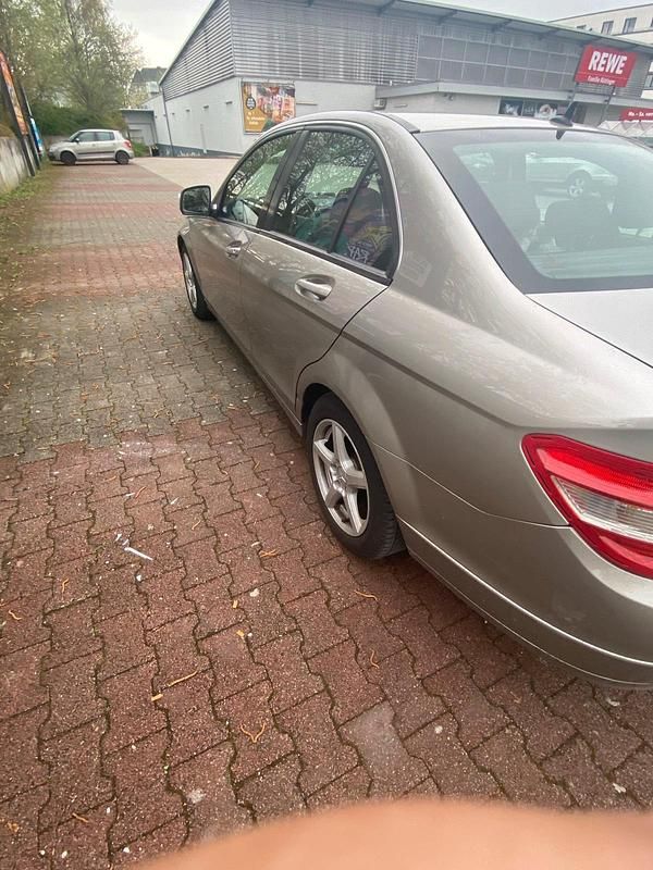 Gebraucht Mercedes C180 156 PS (114 kW) 2007 Limousine