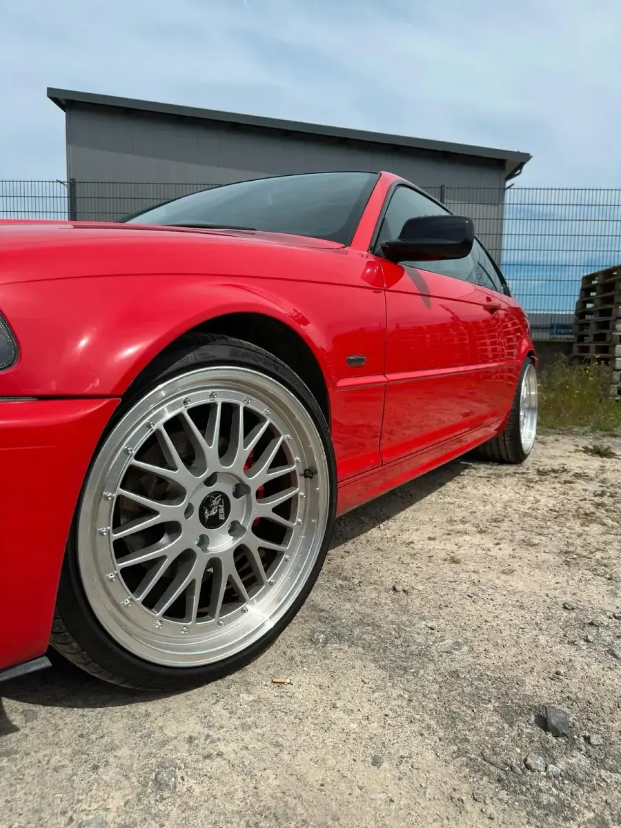 Gebraucht BMW 323 170 PS (125 kW) 2000 Rot Coupé