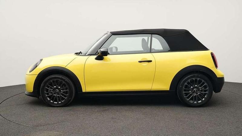 Gebraucht Mini Cooper Cabriolet Classic 163 PS (119 kW) 2025 Gelb Cabrio