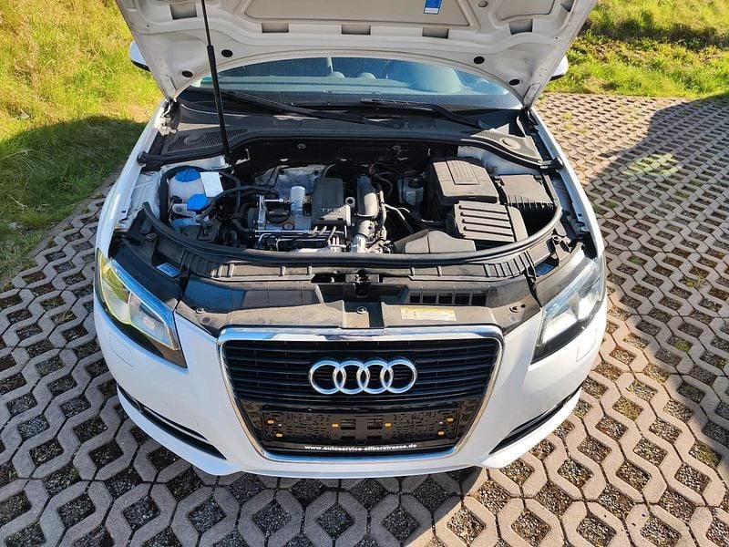 Second-hand Audi A3 105 CP (77 kW) 2012 Alb Hatchback