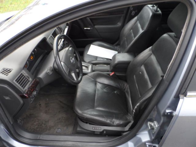 Gebraucht Opel Vectra Cosmo 177 PS (130 kW) 2003 Silber metallic Kombi