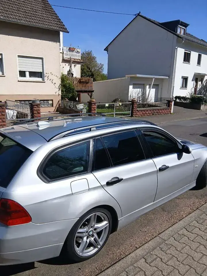 Gebraucht BMW 320 163 PS (119 kW) 2005 Kombi