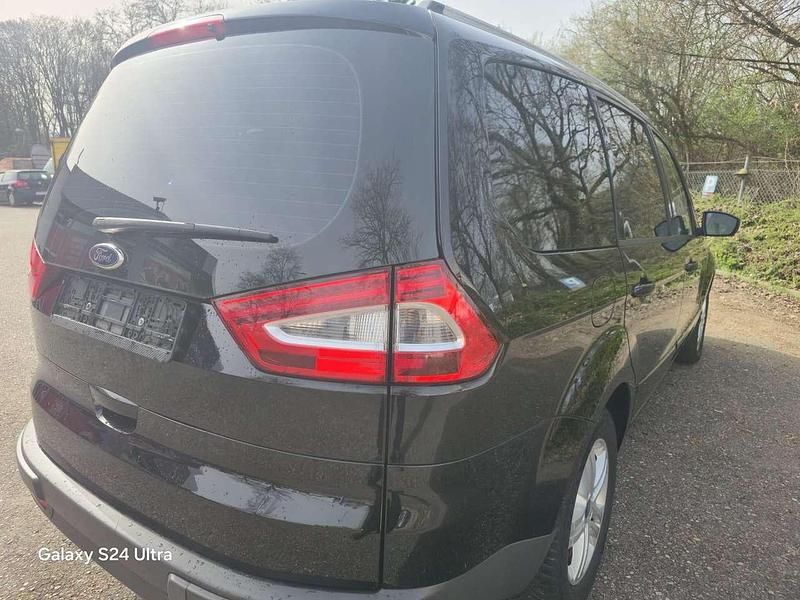 Gebraucht Ford Galaxy Ghia 160 PS (117 kW) 2011 Schwarz Van / Kleinbus