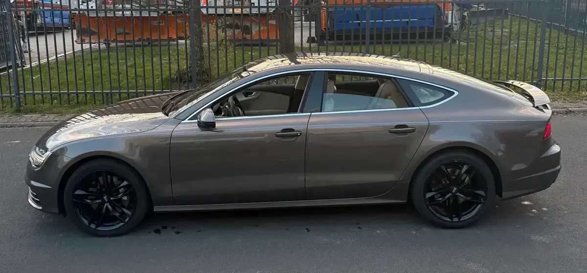 Gebraucht Audi A7 Basis 333 PS (244 kW) 2015 Braun Kleinwagen