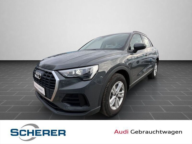 Nanograu metallic (metallic) Gebraucht 2021 Audi Q3 Basis SUV | 26.900 € (Superpreis) - Bild 1/4