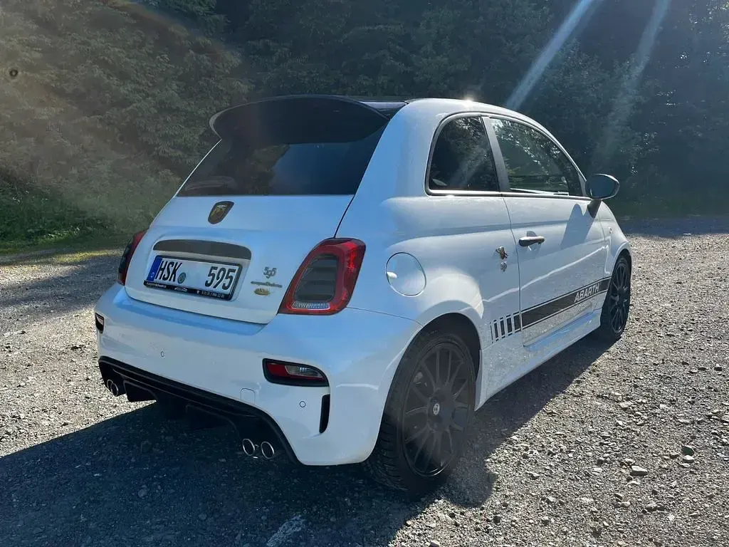 Gebraucht Abarth 595 Competizione 205 PS (150 kW) 2018 Weiß Kleinwagen