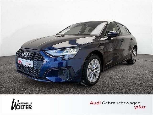 Navarrablau metallic Gebraucht 2022 Audi A3 Sportback e-tron Ambiente Kleinwagen | 24.260 € (Guter Preis) - Bild 1/4