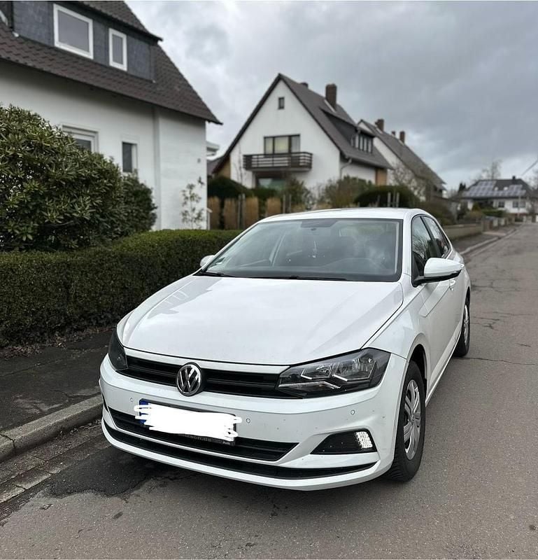 Gebraucht VW Polo 65 PS (47 kW) 2017 Weiß Kleinwagen