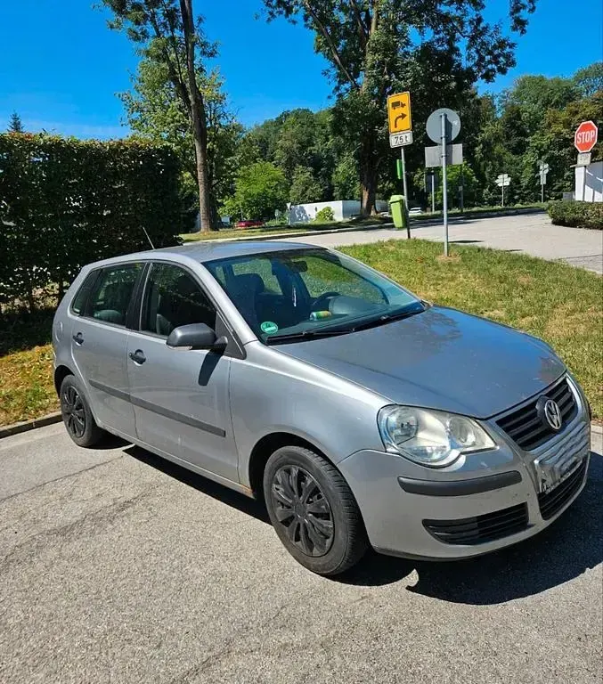 Gebraucht VW Polo 64 PS (47 kW) 2007 Silber Kleinwagen