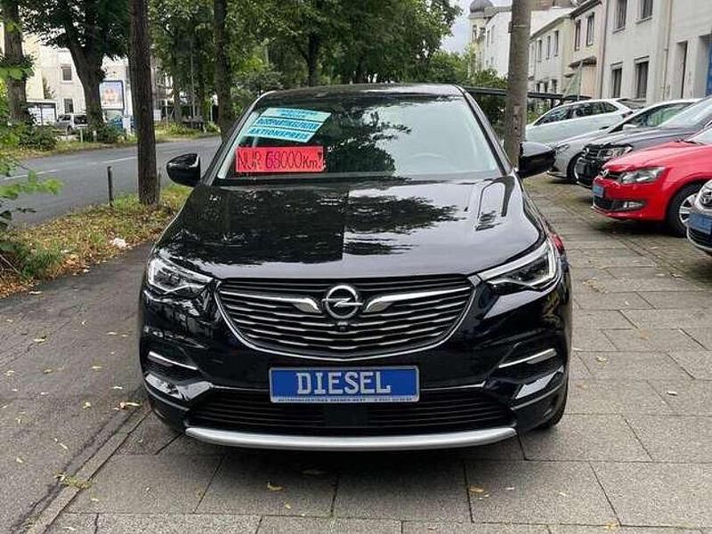 Gebraucht Opel Grandland X Dynamic 120 PS (88 kW) 2017 Diamant schwarz/karbon schwarz SUV